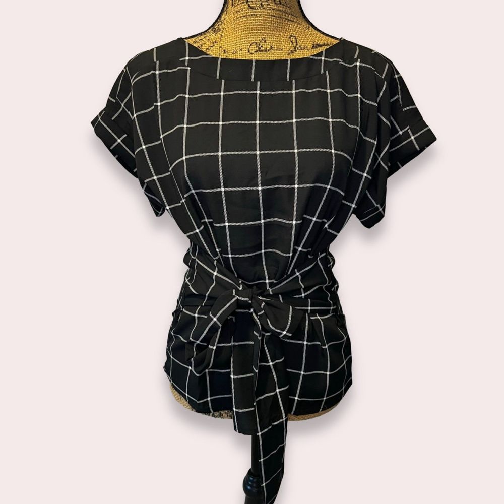 West Kei - Julianna Cuffed Sleeve Tie Front (or Back) Blouse - Women's XS *NWT*